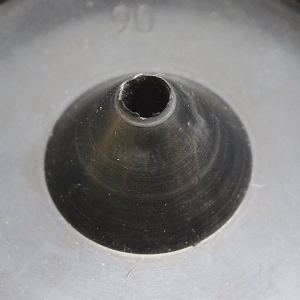 Gumový talíř pod kyvetu, pr.90 mm