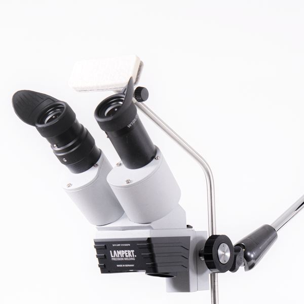 Mikroskop SMM s otočným ramenem a magnetickým uchycením