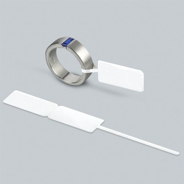 Štítky bílé 44 1082 K4, role 1250 ks